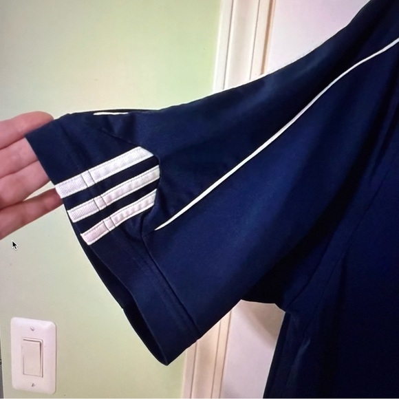 Adidas men’s climate A76 MCL navy  Polo Shirt golf with white stripe - Picture 4 of 4